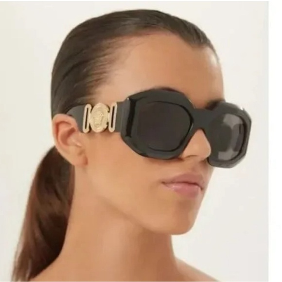 VERSACE sunglasses, made in Italy